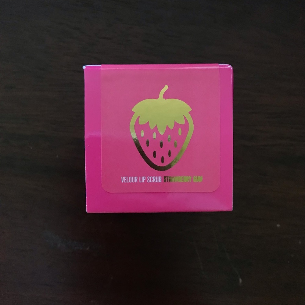 Jeffree Star Cosmetics Velour Lip Scrub